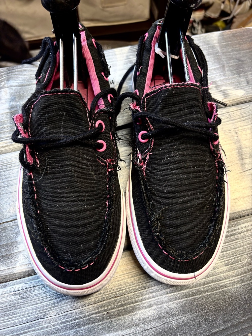 Vans black & pink canvas sneakers with pink stitching, size US womens 7.5